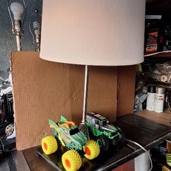 Beatiful  Custome Table Lamp $35.00