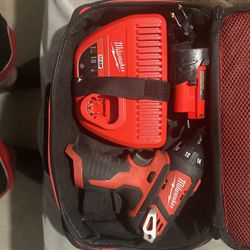 Milwaukee M12 Drill/driver 