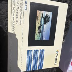 Polaroid Digital Photo Frame 