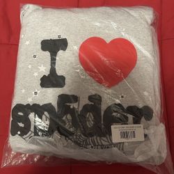 *looking for offers* Sp5der hoodie