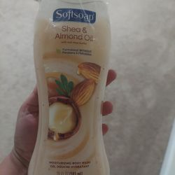 BRAND NEW SOFT SOAP BODY WASH