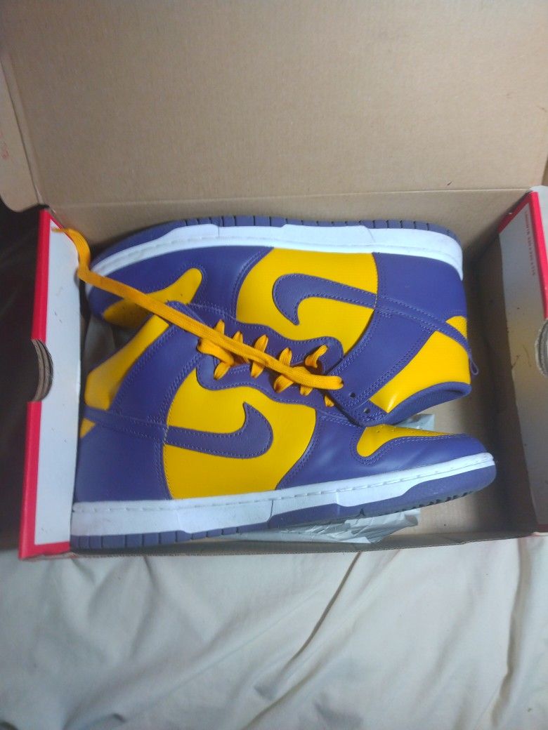 Nike Dunk Lakers