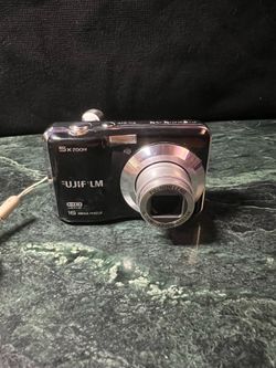 Fujifilm FinePix AX Series AX550 16.OMP Digital Camera (works perfectly)