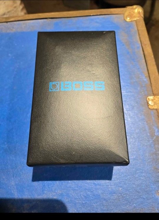 Boss Mt-2 Guitar Pedal