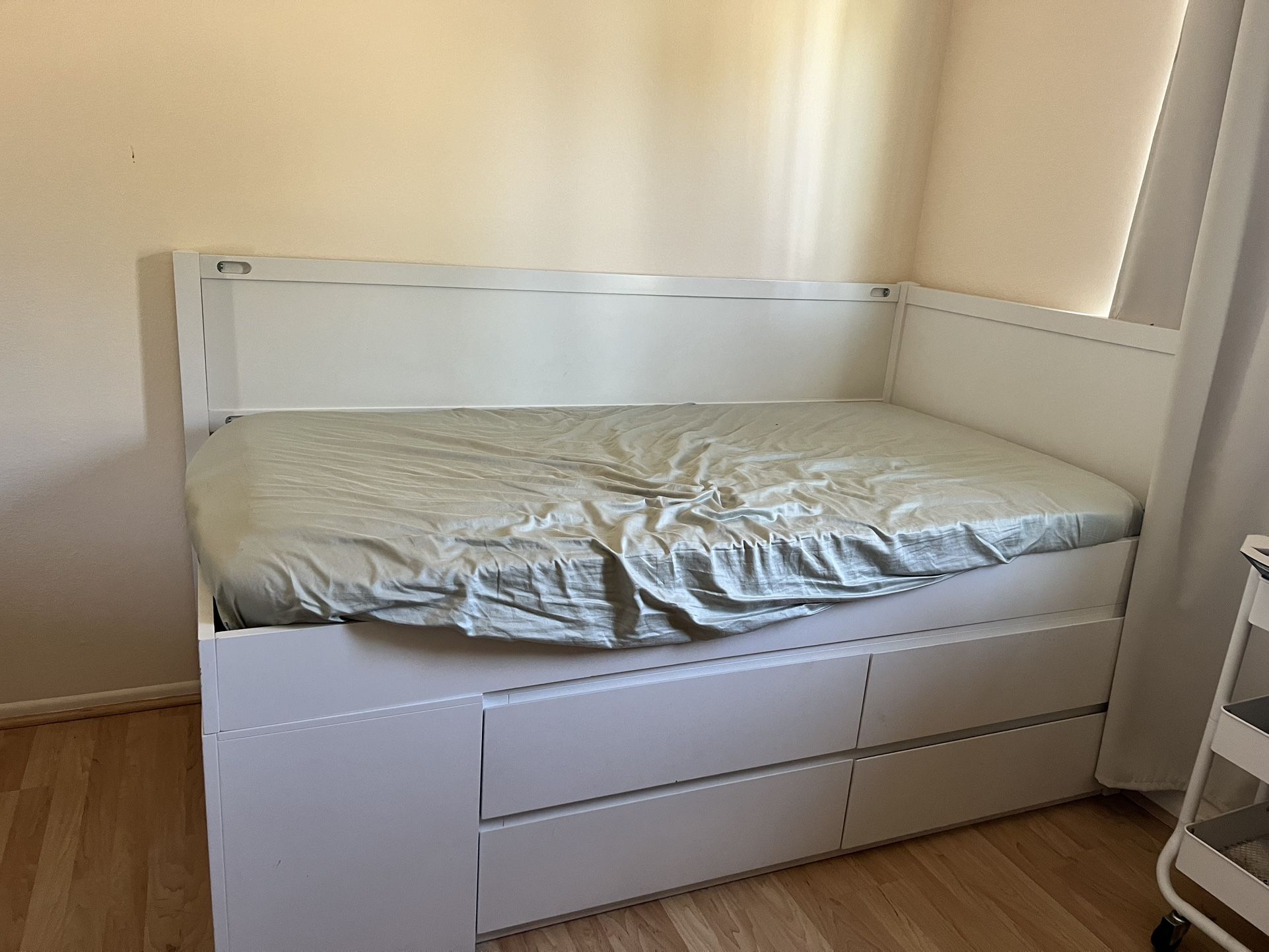 Pottery Barn Twin Bed