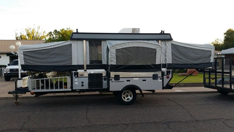 2008 Fleetwood Evolution series E3 pop up camper