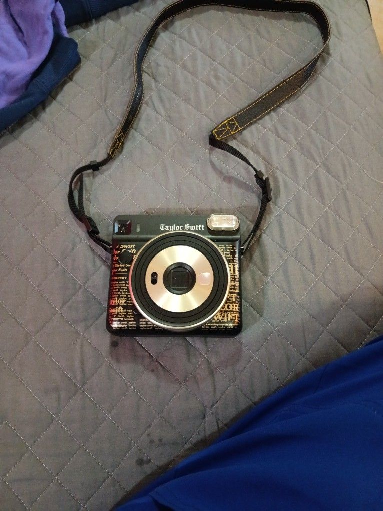 Taylor Swift  Instax Square  Camera