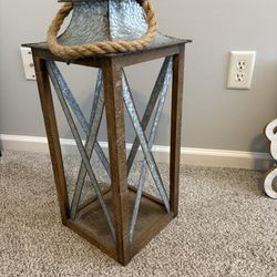 Farmhouse Lantern