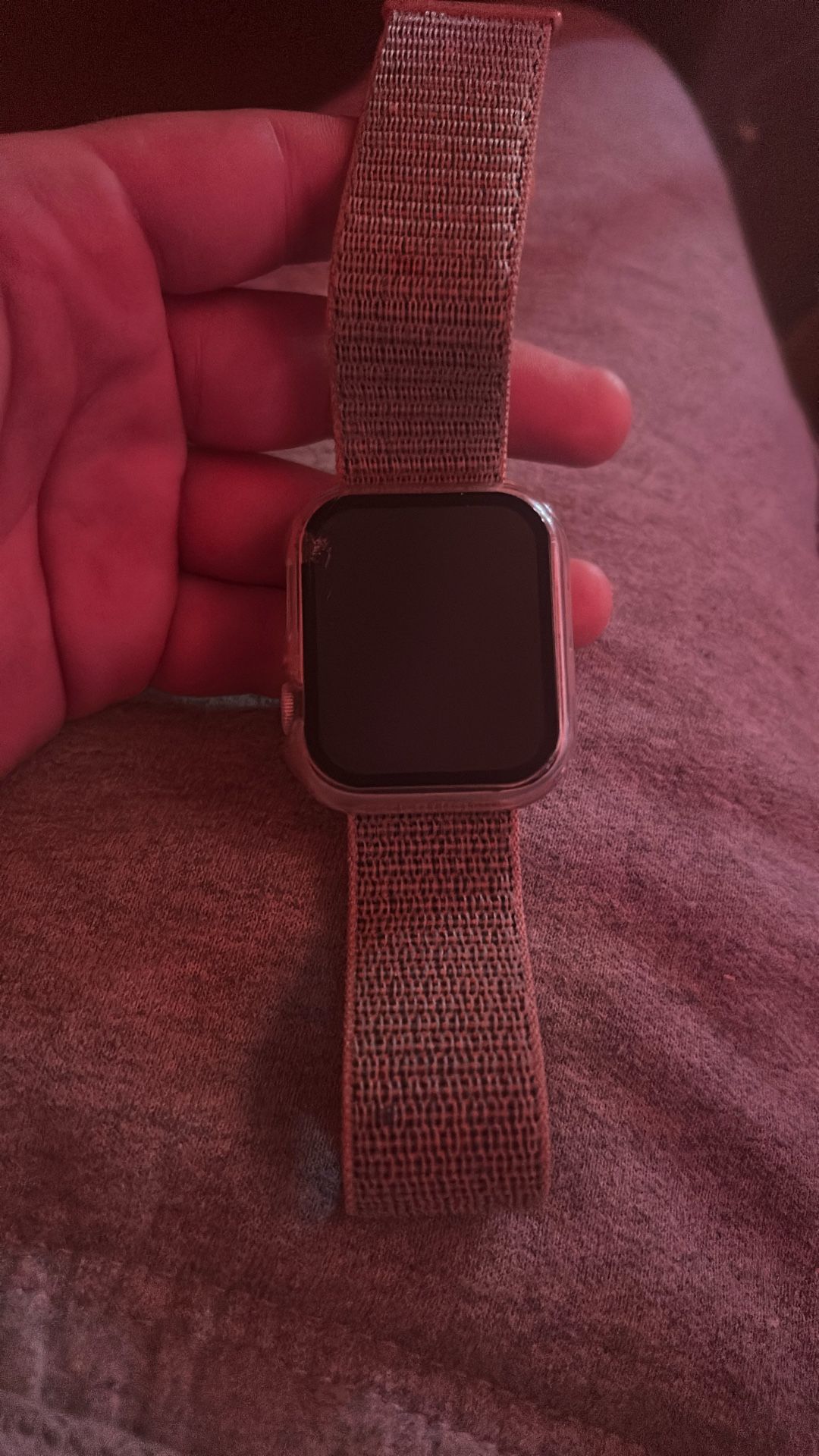 apple watch series 5 no charger