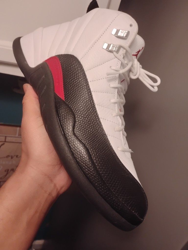 AJ 12 SIZE 11