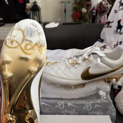 Ronaldinho Tiempo Legend RGN FG SE 