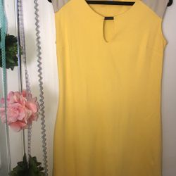 Woman’s Dress Size S