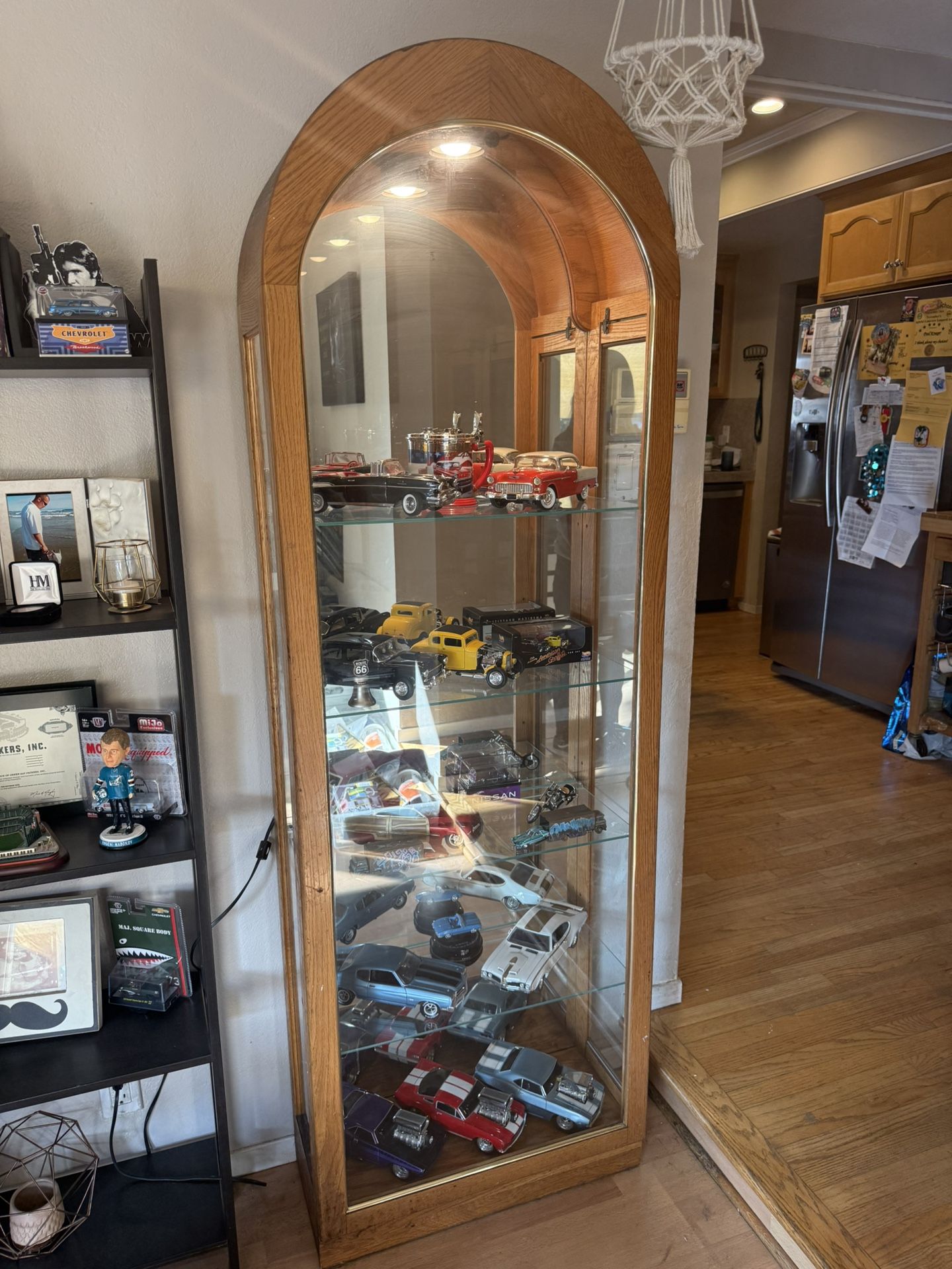 Glass Curio With Light