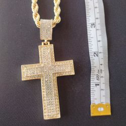 Iced Out Cross Pendant With Chain Set 