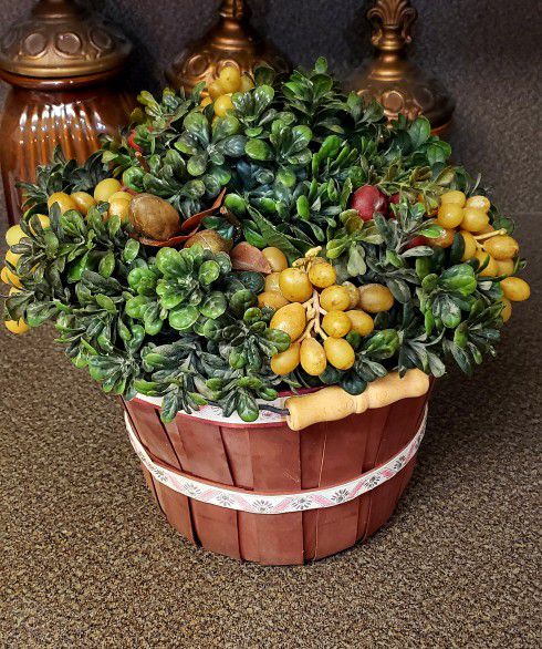 Succulent Grape Artificial Floral Arrangement 15in X 20in 