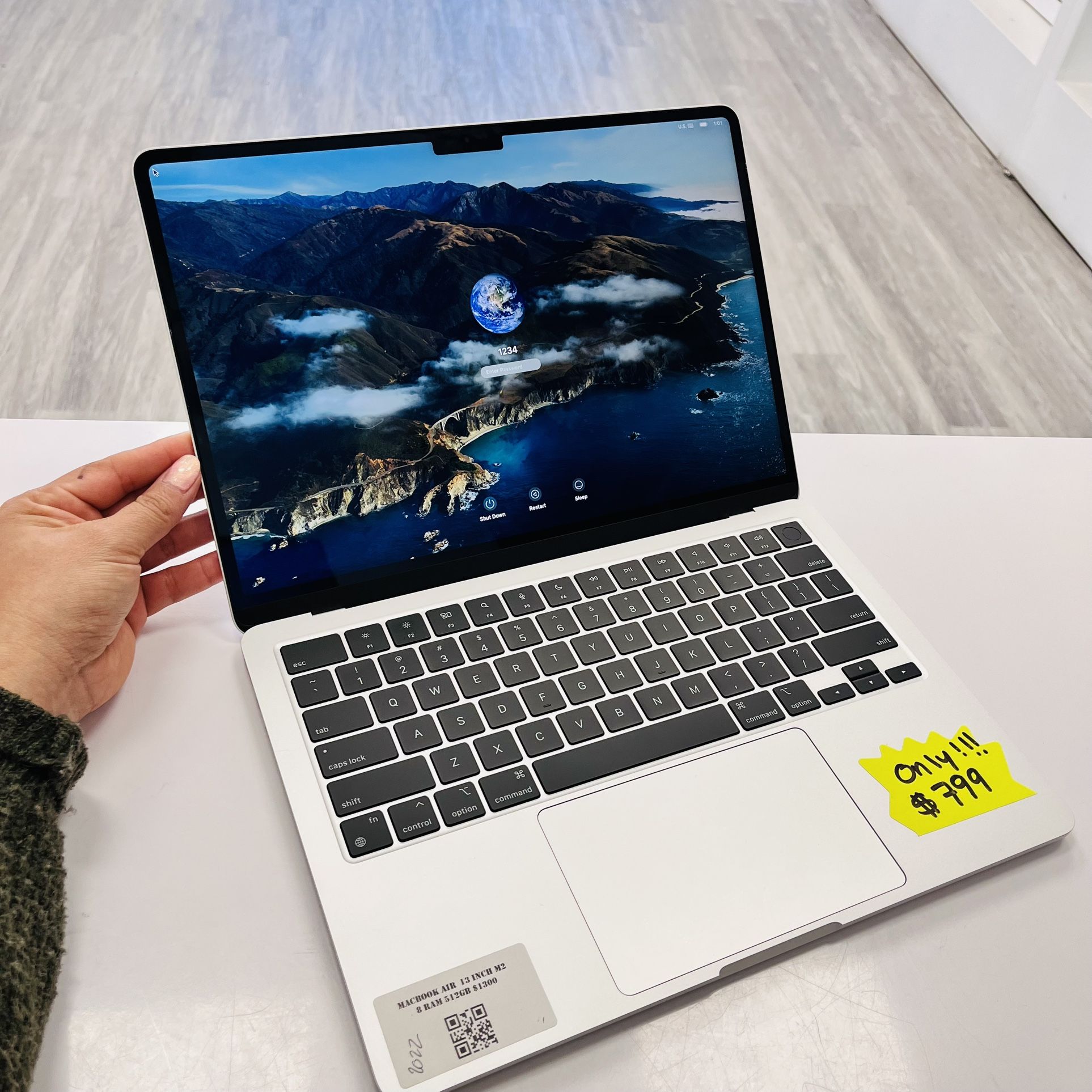 MacBook Air 13 Inch M2 8gb Ram 512gb