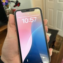 iPhone 11 – Blacklisted IMEI – Perfect Screen – $50