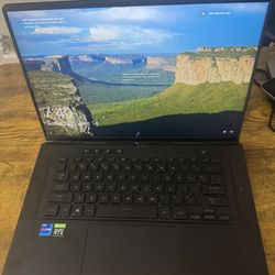 ASUS ROG Zephyrus M16 16'' (512GB SSD, Intel Core i7-11800H, 2.3GHz, 16GB...