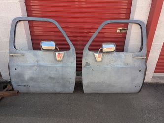 73- 87' c10 power doors stripped down $100