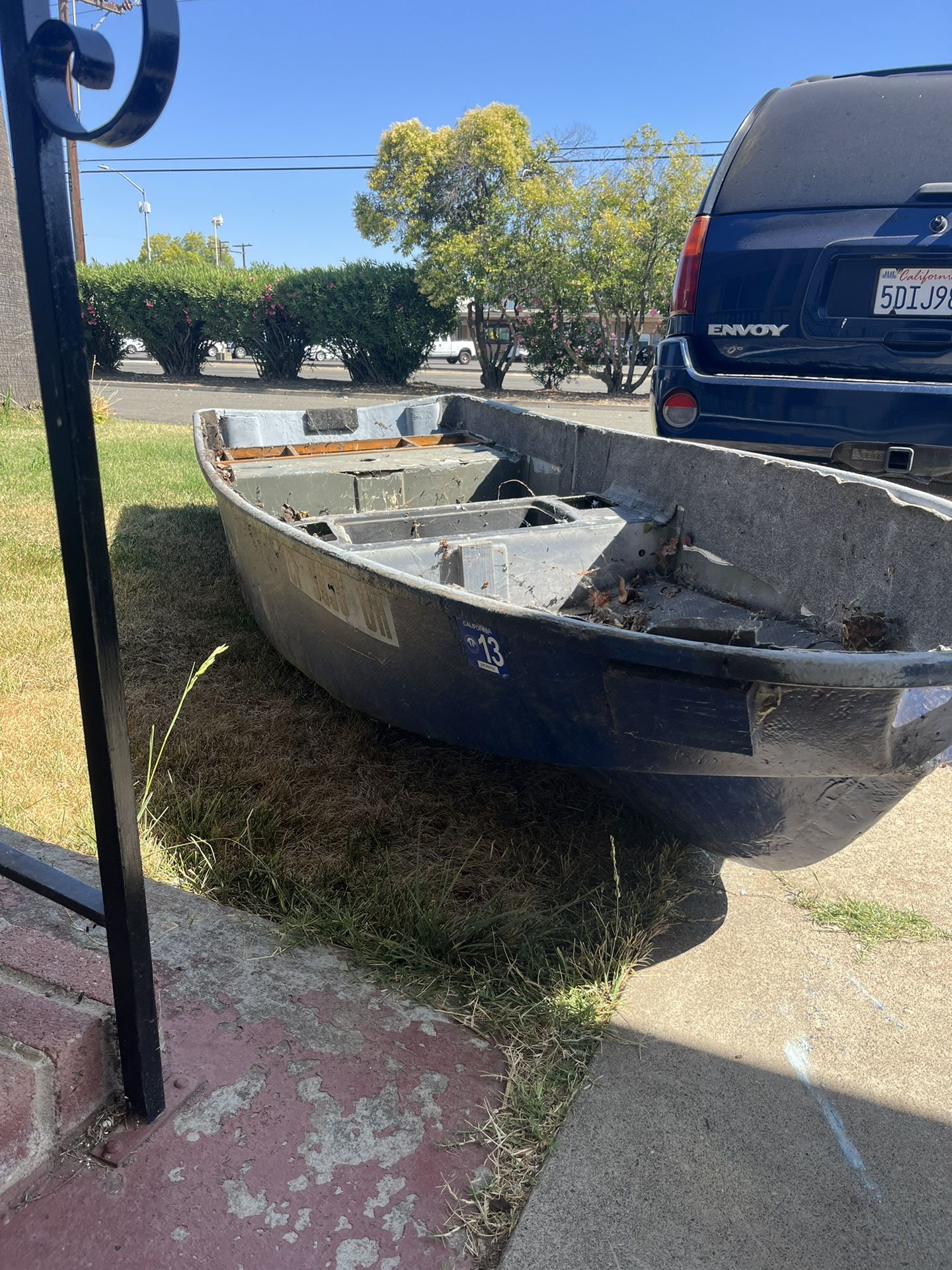 12ft Fiber Glass Boat Free