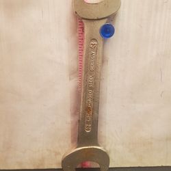 @CHV.  VINTAGE metric Wrench Germany Made  32 and 27 mm size