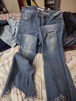 Jeans And Leggins