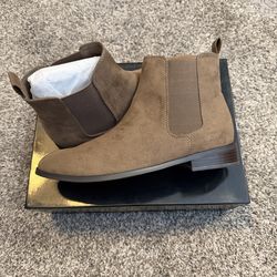 Boots Guess Brand - Size 8