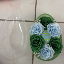 Easter Egg With Green Roses