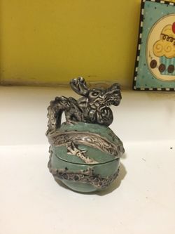Dragon salt & pepper shaker