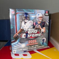 Chrome Topps 2025 Football Mega Box