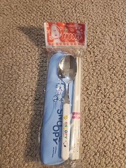 Brand New Peanuts Spoon and Chopsticks Set with a Case from Japan