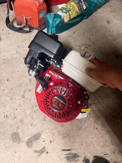 Brand new Honda GX 200 Engine