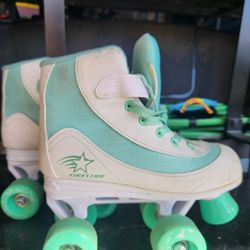 Youth Roller Skates 