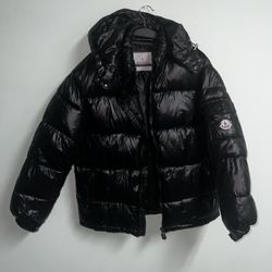 moncler puffer jacket 