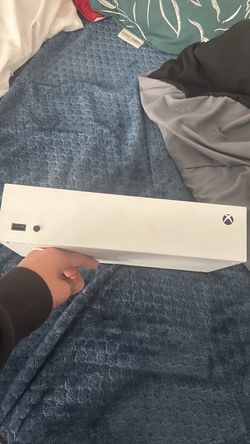 XBOX SERIES S AND OCULOUS QUEST 2