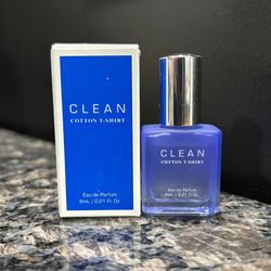NEW CLEAN COTTON T-SHIRT EAU DE PARFUM MINI $8!