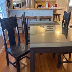 Dining Table And Four Chairs 