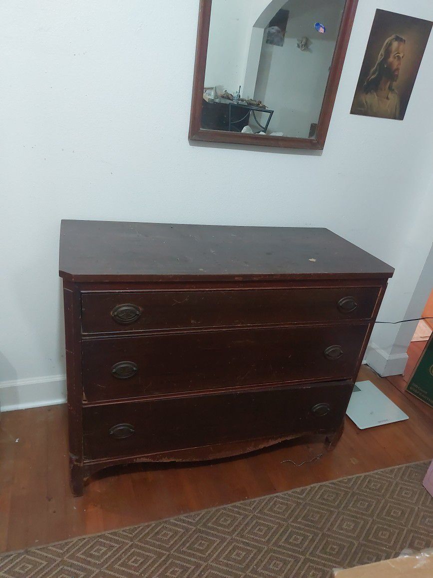 Antique Dresser And Chest Of Drawers $100 Each With Matching Mirror
