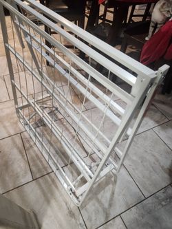 Twin bed frame