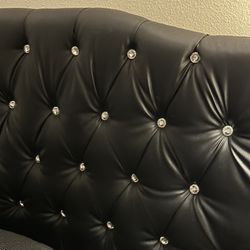Leather Queen Bed Frame With Mattress 