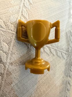 LEGO Pearl Gold Trophy Cup Small 10172 31922 Minifigure Award Accessory As Is