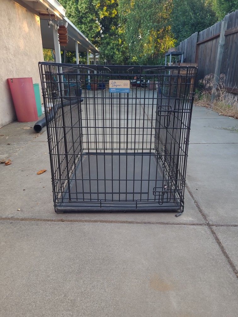 DOG CRATE