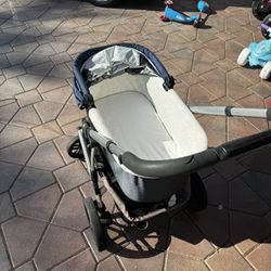 Uppababy Vista Stroller/Bassinet