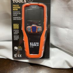 Pinless moisture detection