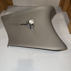 RH 2017-2025 CHRYSLER PACIFICA REAR RIGHT SIDE D PILLAR UPPER TRIM COVER PANEL