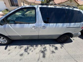 2003 Toyota Sienna