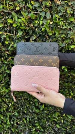 LV Womens Wallet