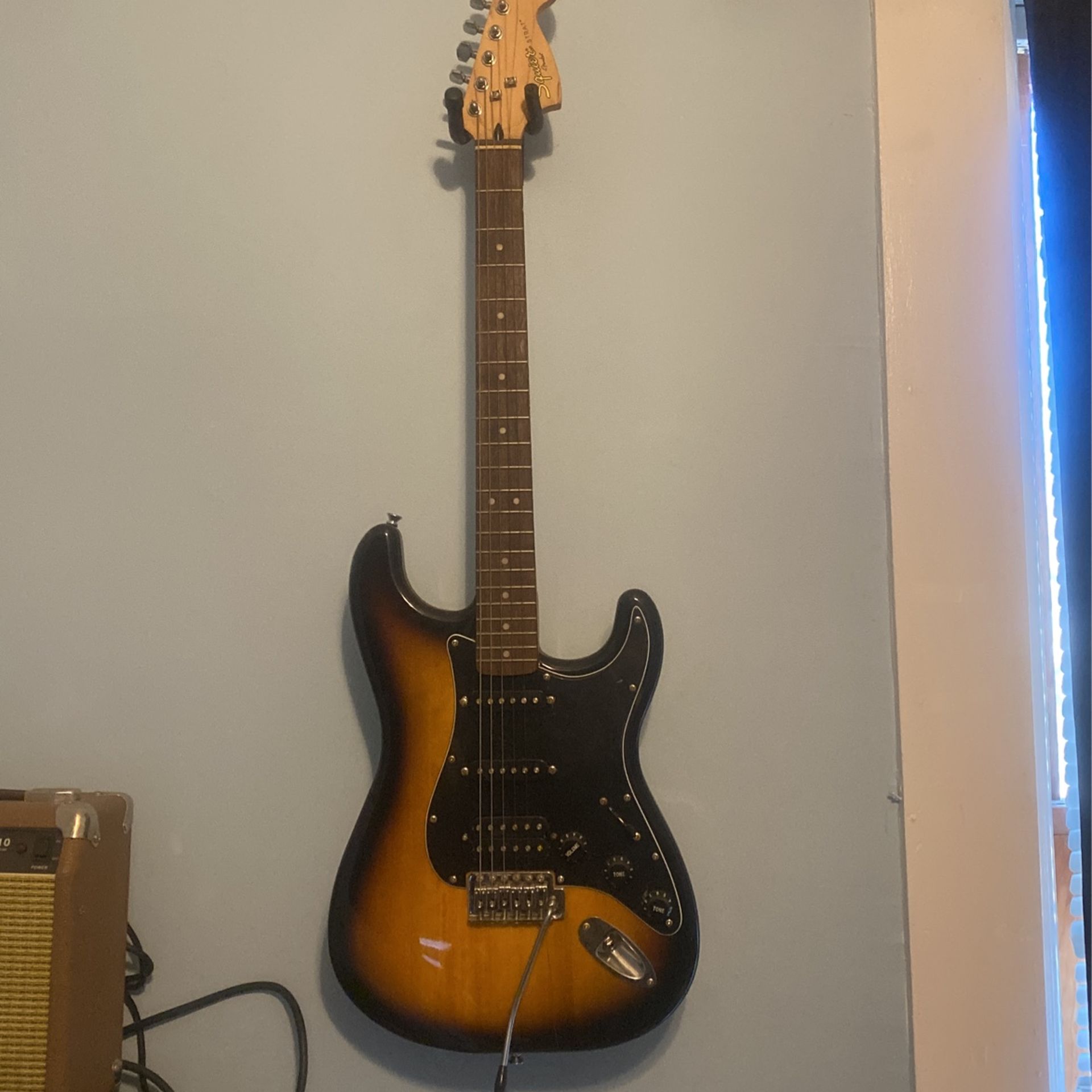 Fender Squire Strat