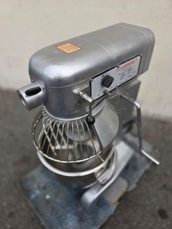 Thunderbird ARM-02 Planetary Mixer Bench Model 20 Qt w/ Spiral Hook Flat Beater
