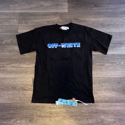 Off White T-shirt size small men 
